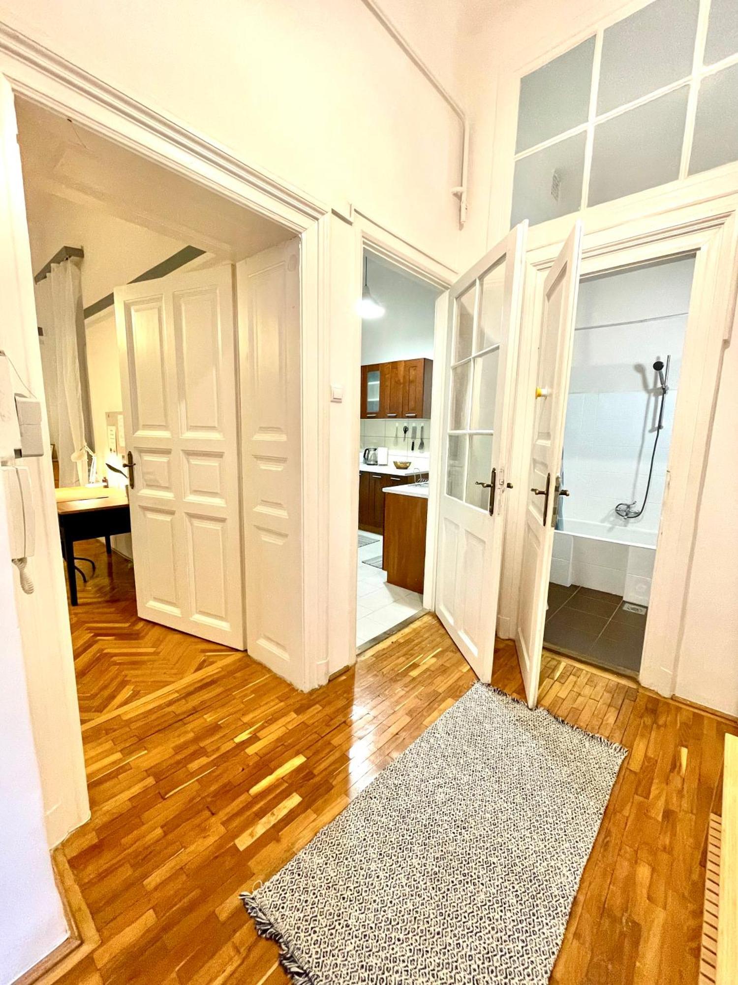 Fanni'S Cosy Home Express Apartment In The City Centre Budapest Luaran gambar
