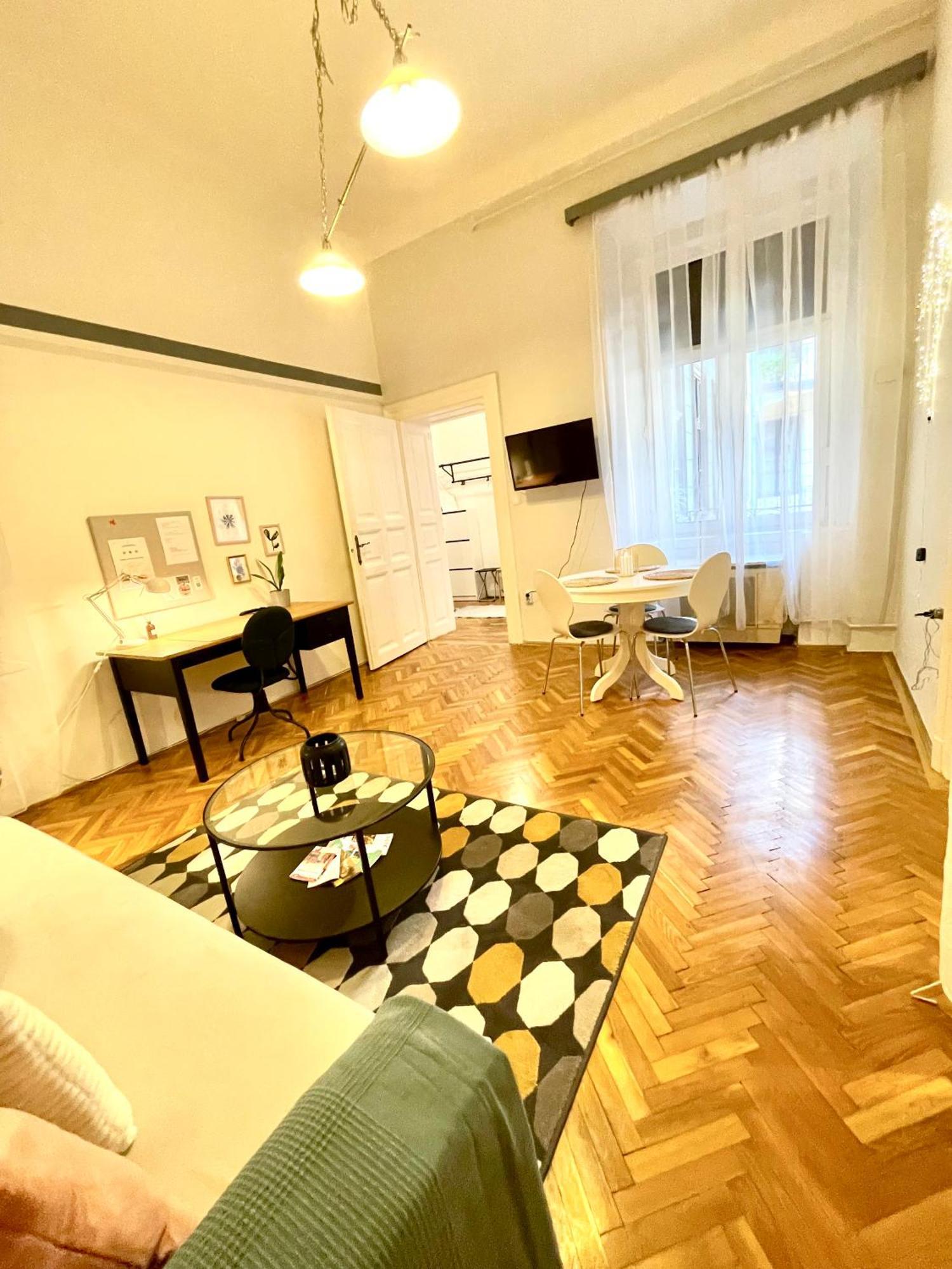 Fanni'S Cosy Home Express Apartment In The City Centre Budapest Luaran gambar