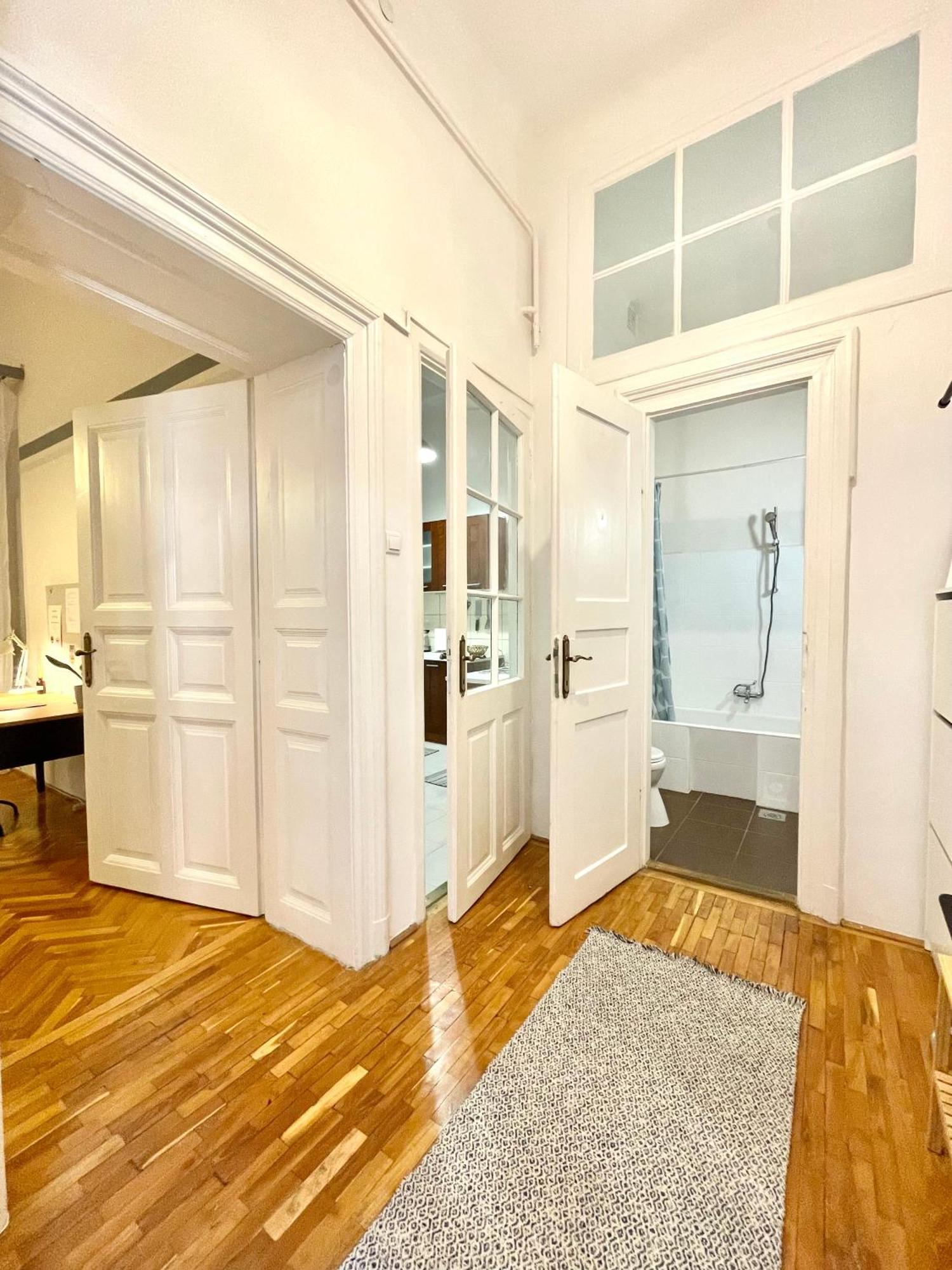 Fanni'S Cosy Home Express Apartment In The City Centre Budapest Luaran gambar